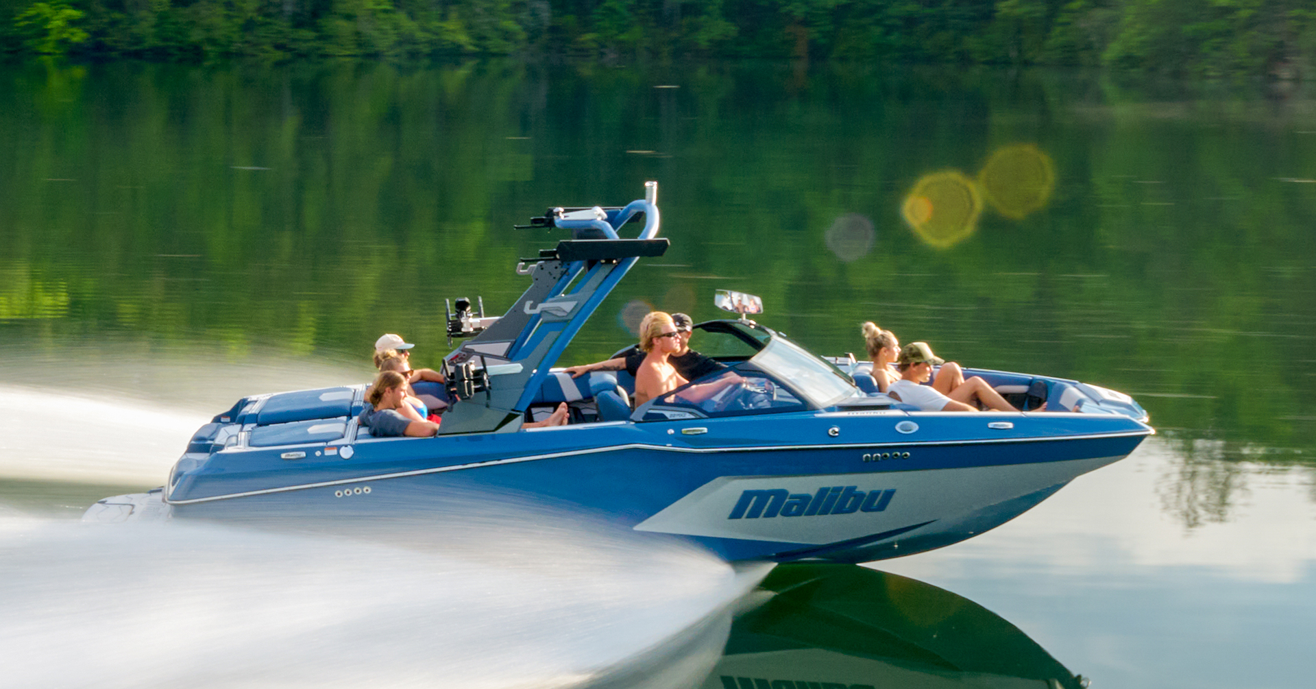 The Basic Rules of Boating Etiquette