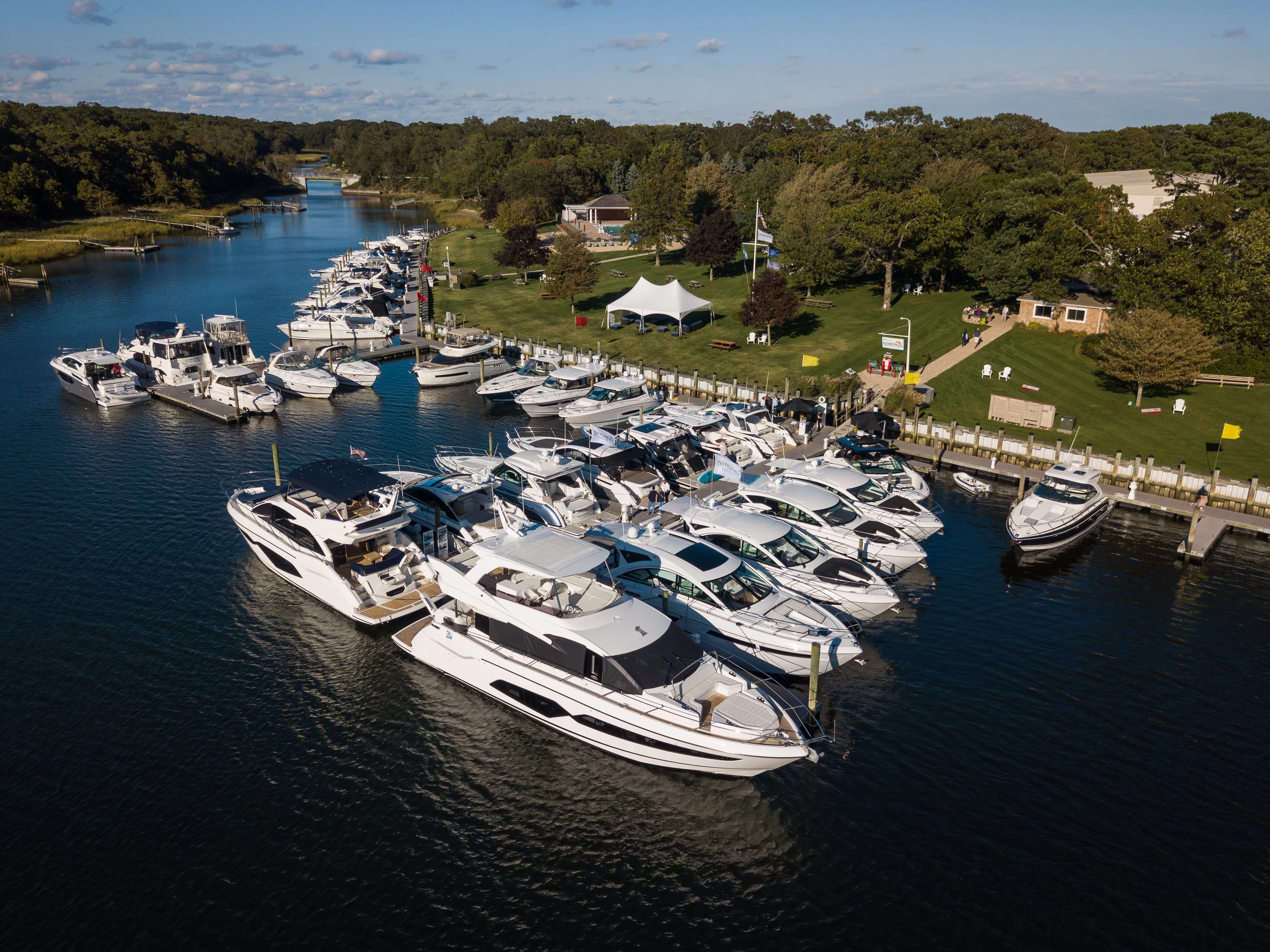 Pre-Owned Boats promotional image