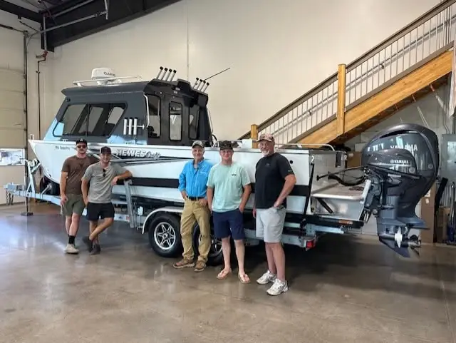 Clemens Marina customer with their new Hewescraft 240 Ocean Pro