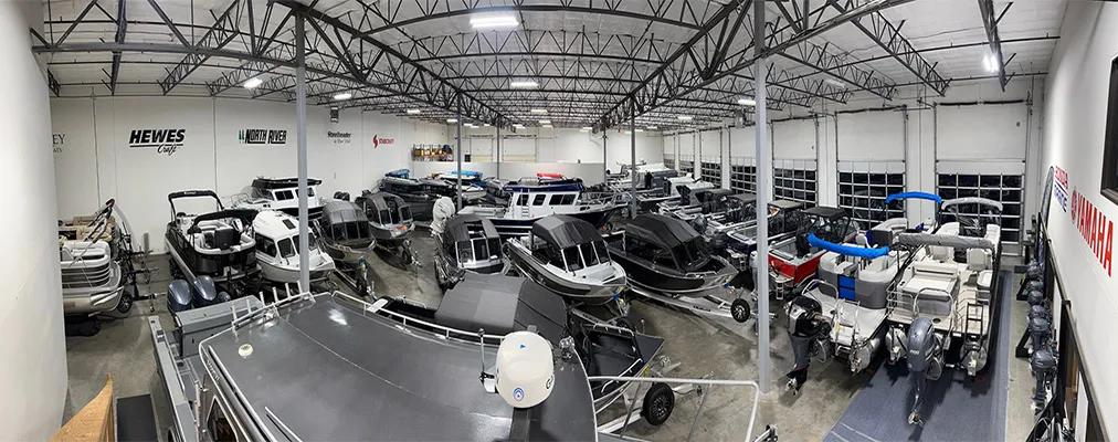 Refurbished trade-in boat with service maintenance