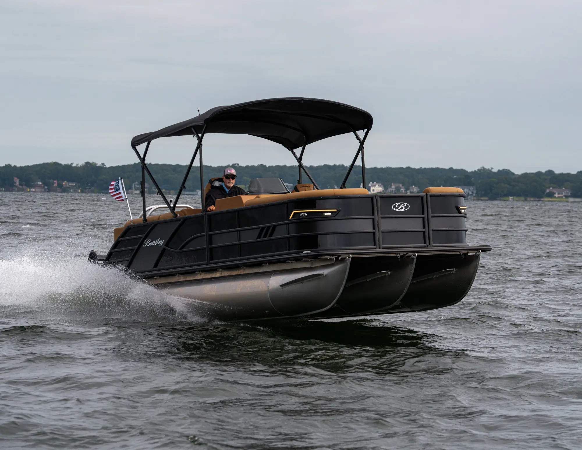 Top 5 Reasons to buy a pontoon