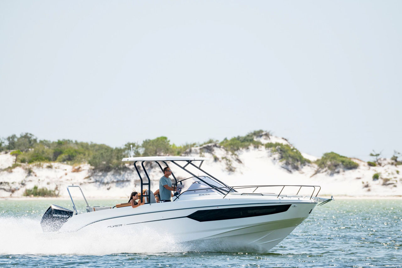 Beneteau Flyer 8 SUNdeck