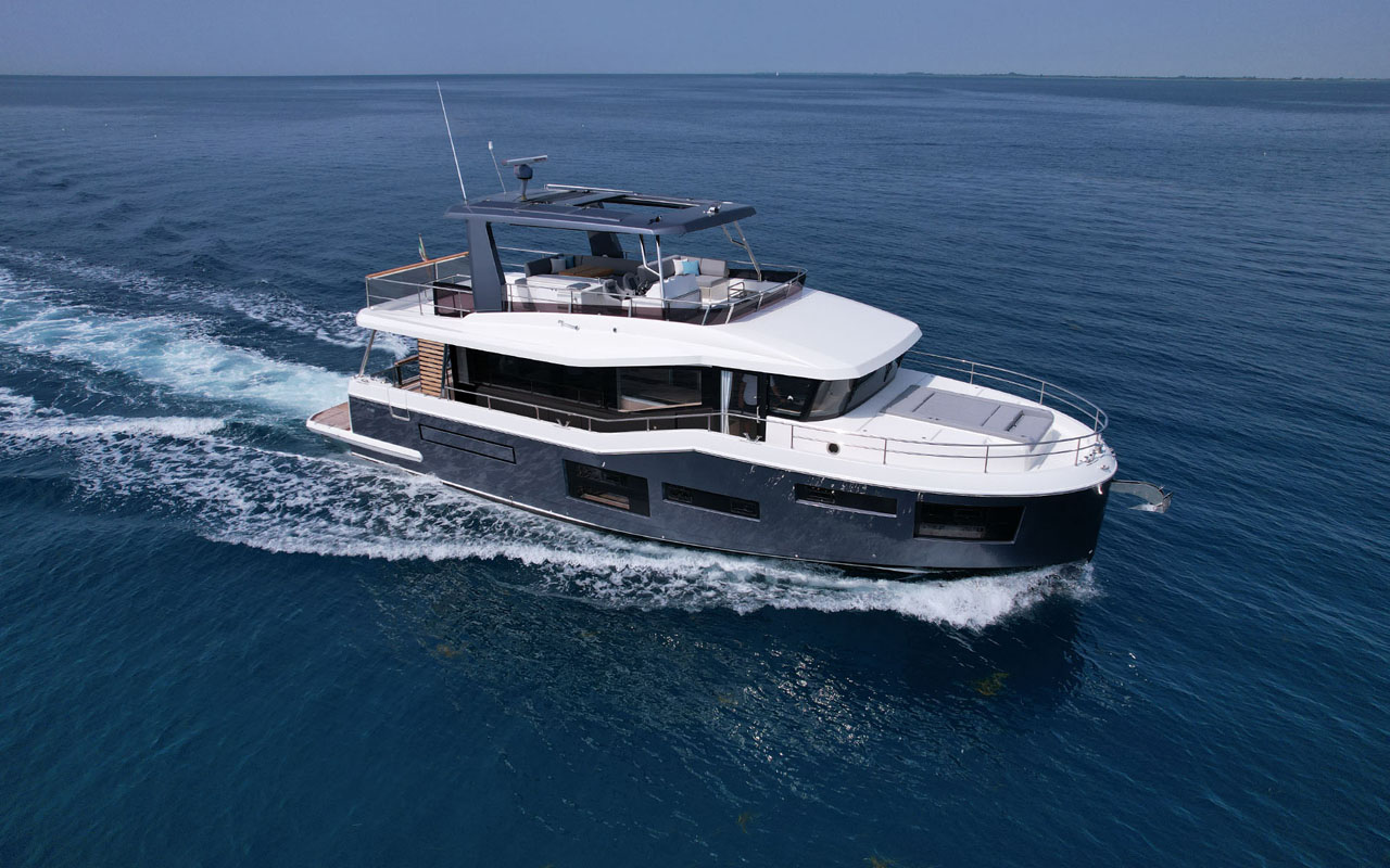 Beneteau Grand Trawler 63