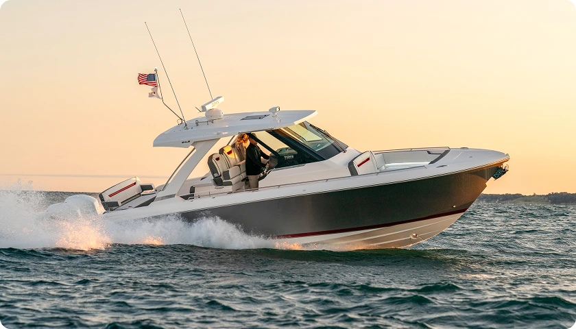 Ocean Blue Yacht Sales Yacht Sales team providing excellent customer service