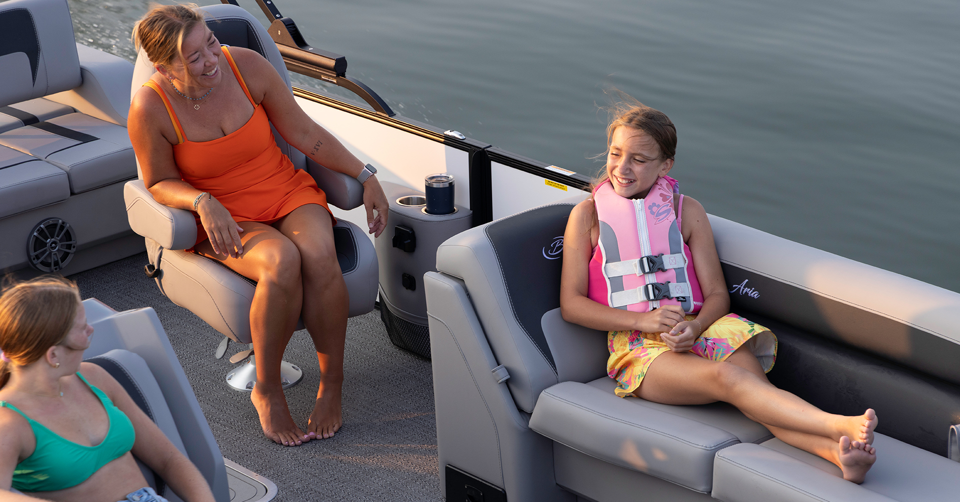 Choosing the Best Life Jackets for Your Boat