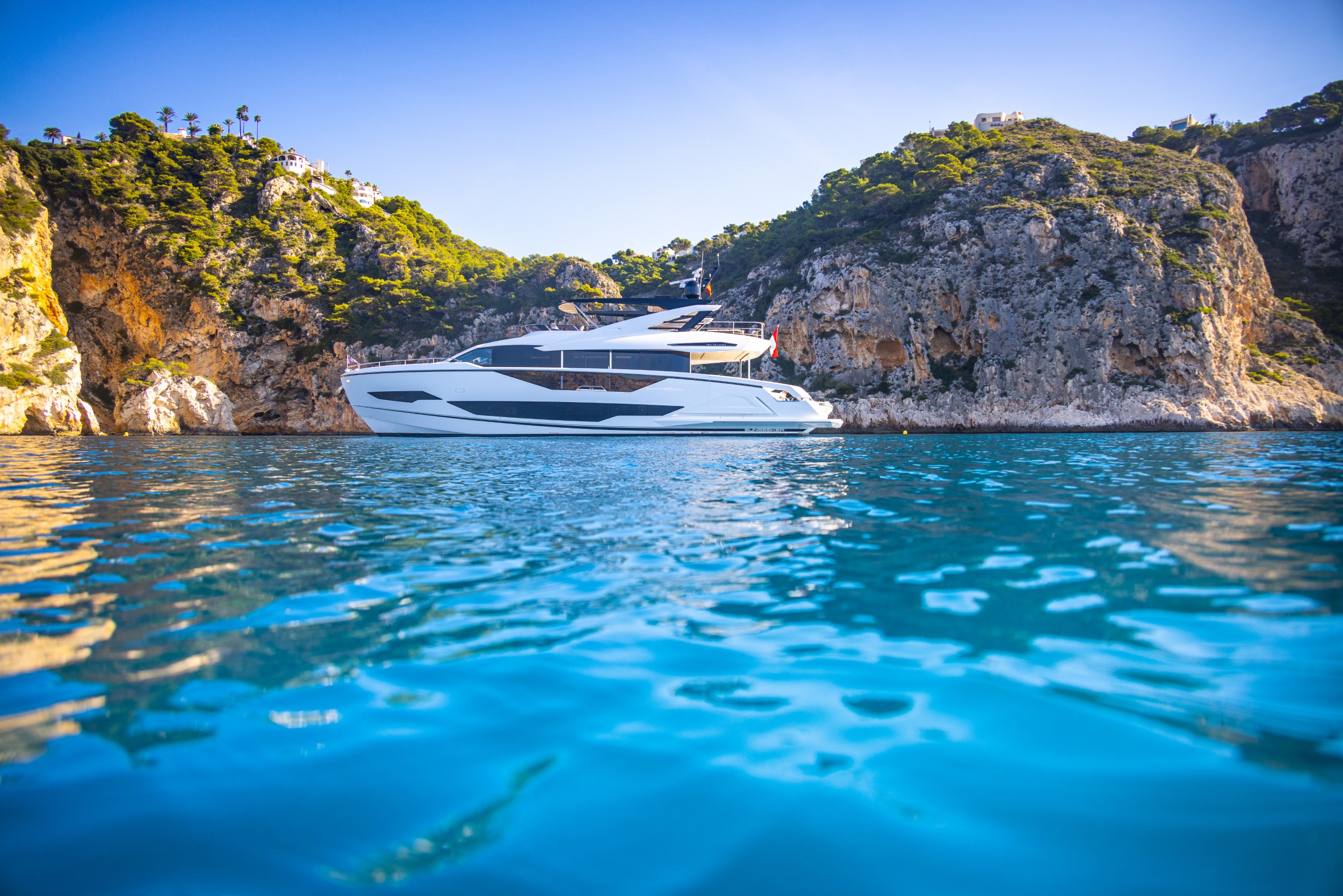 Long-Range Capability Meets Efficient Cruising