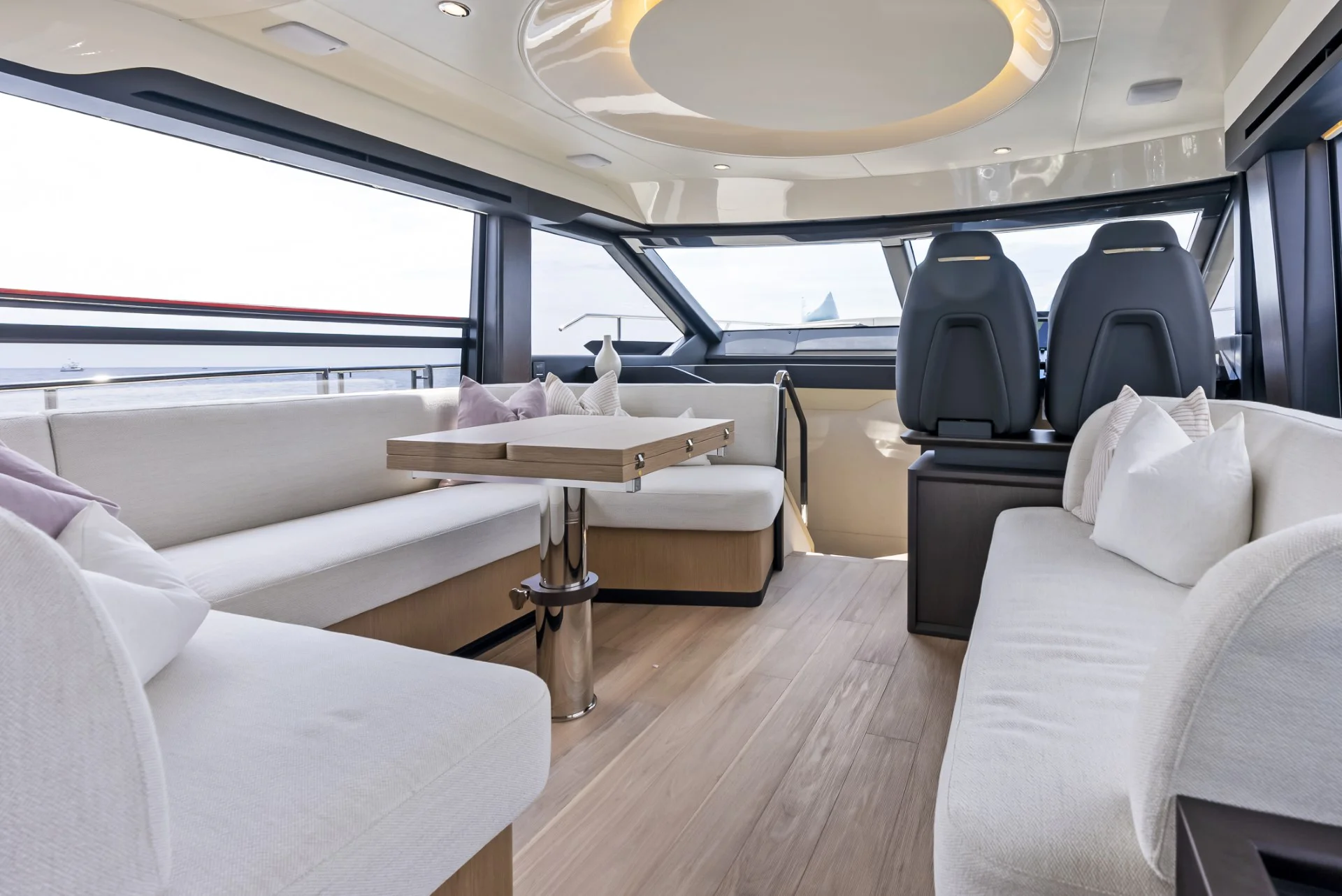 Expansive Interior Volume That Feels Like a 60-Footer