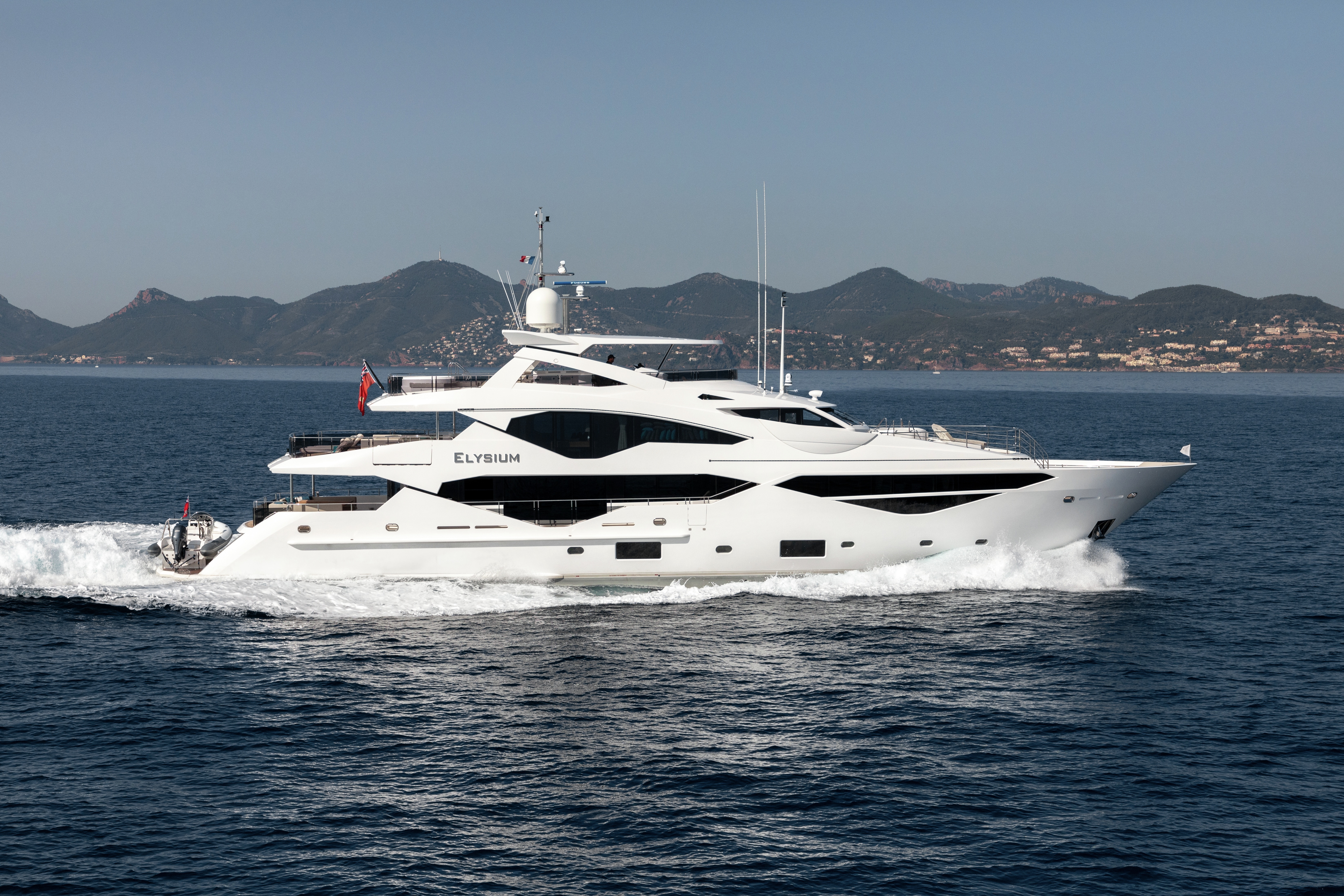 Sunseeker 131 Yacht