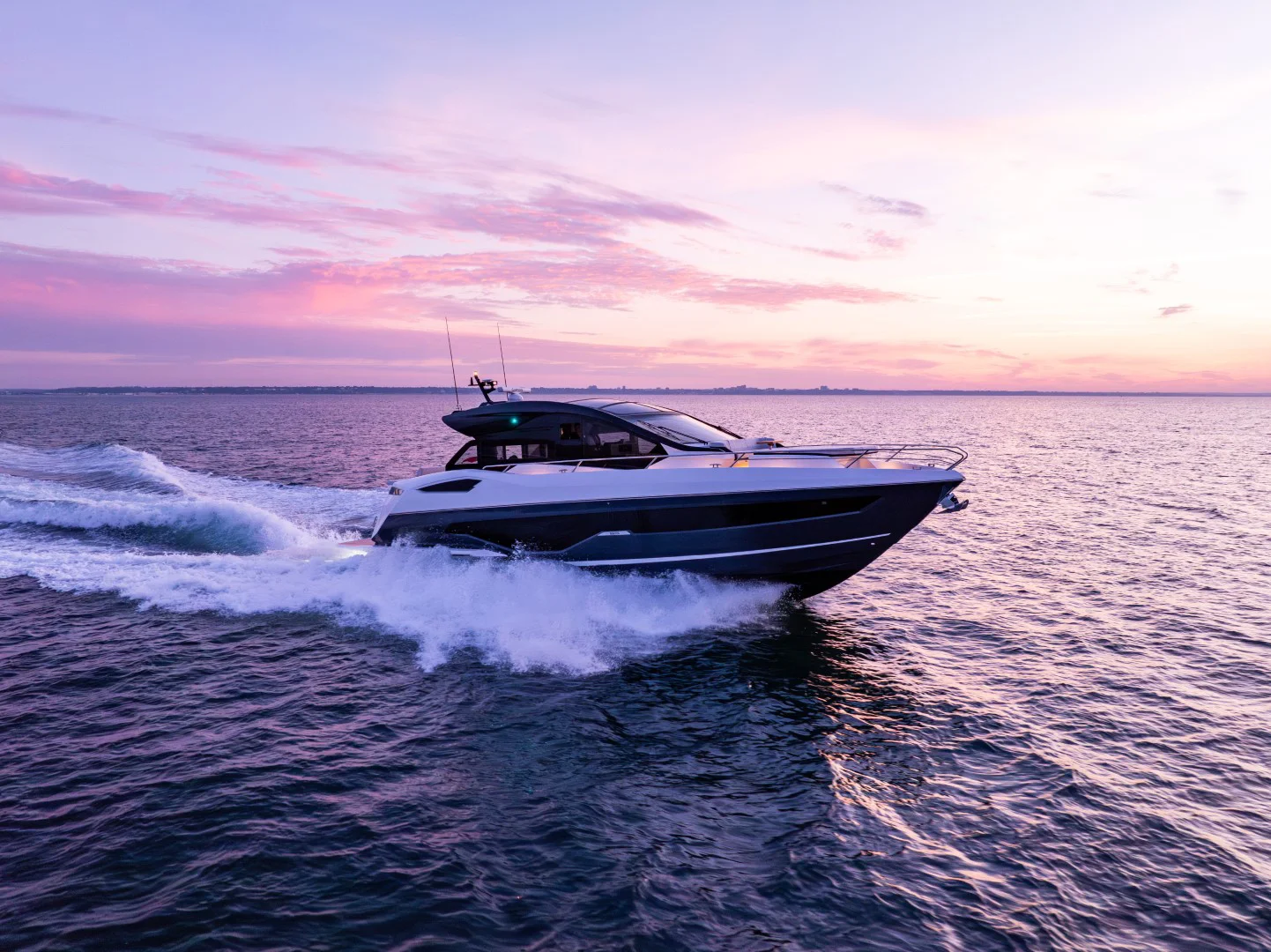 Sunseeker Predator 55