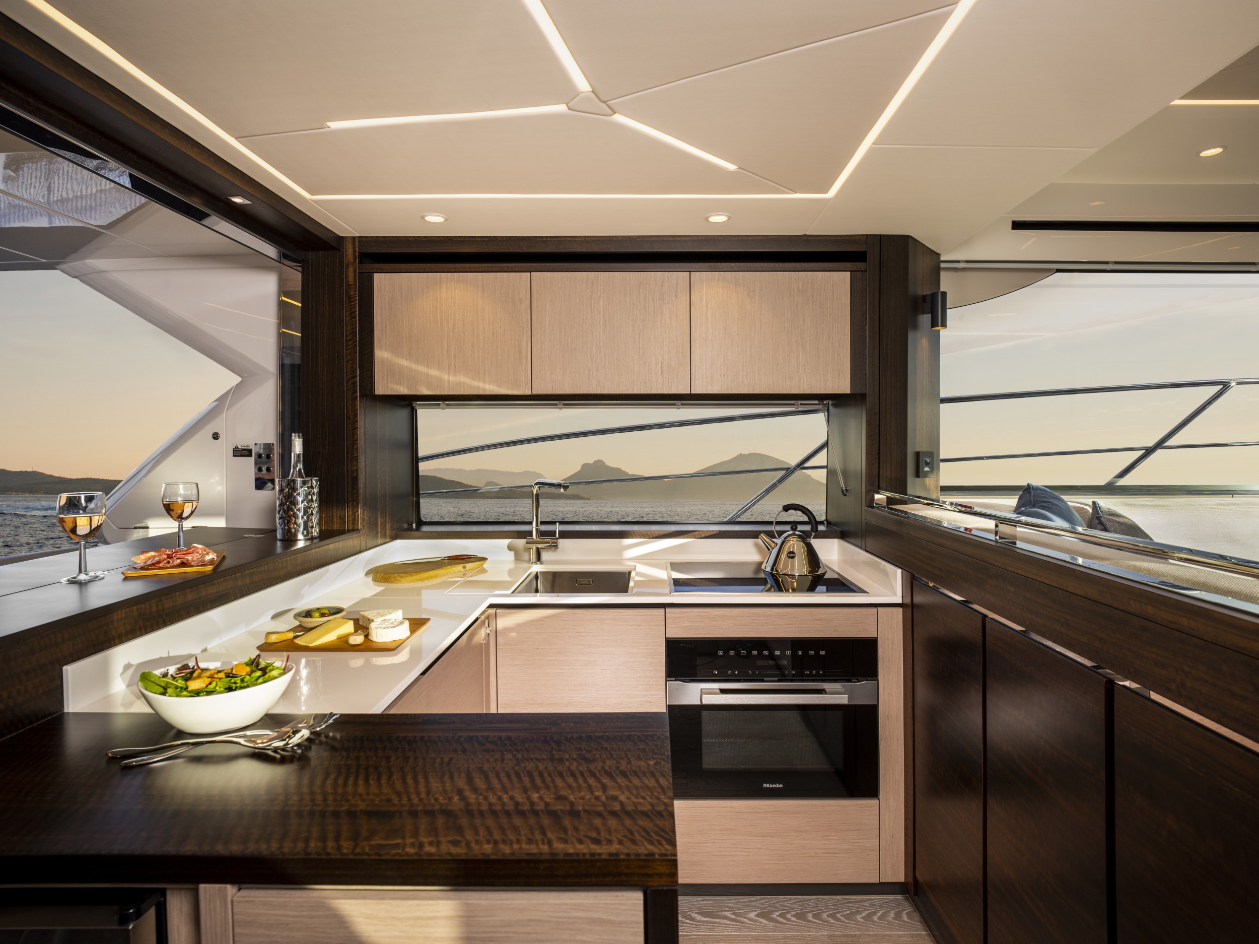 Open-Concept Main Deck with Seamless Indoor-Outdoor Flow