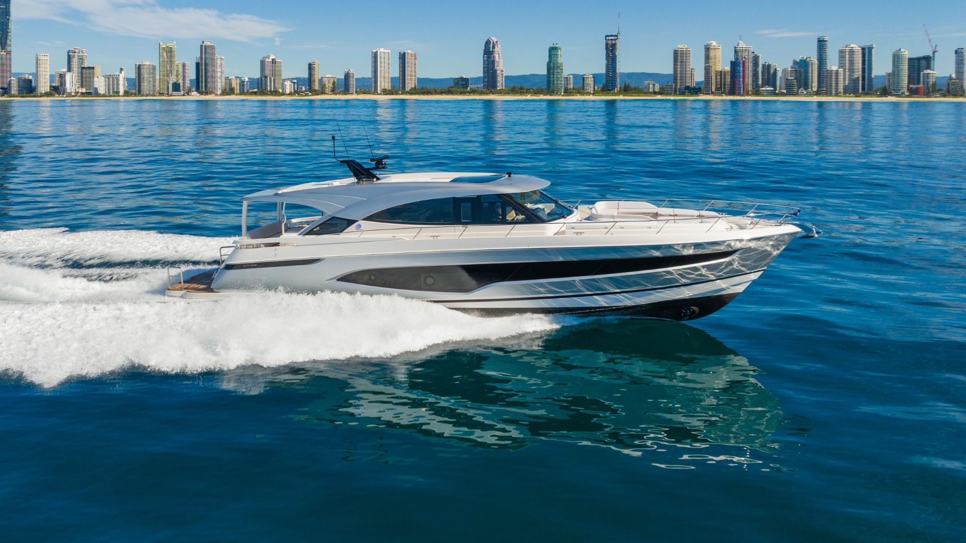 33-Knot Performance with IPS Power and Precision Control