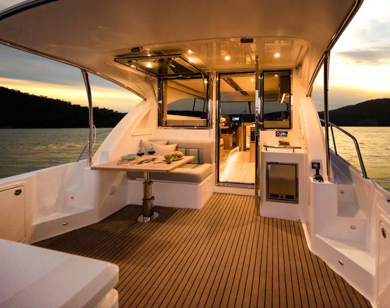 True One-Level Living from Cockpit to Helm