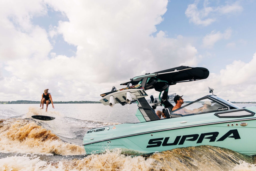 Supra Banner