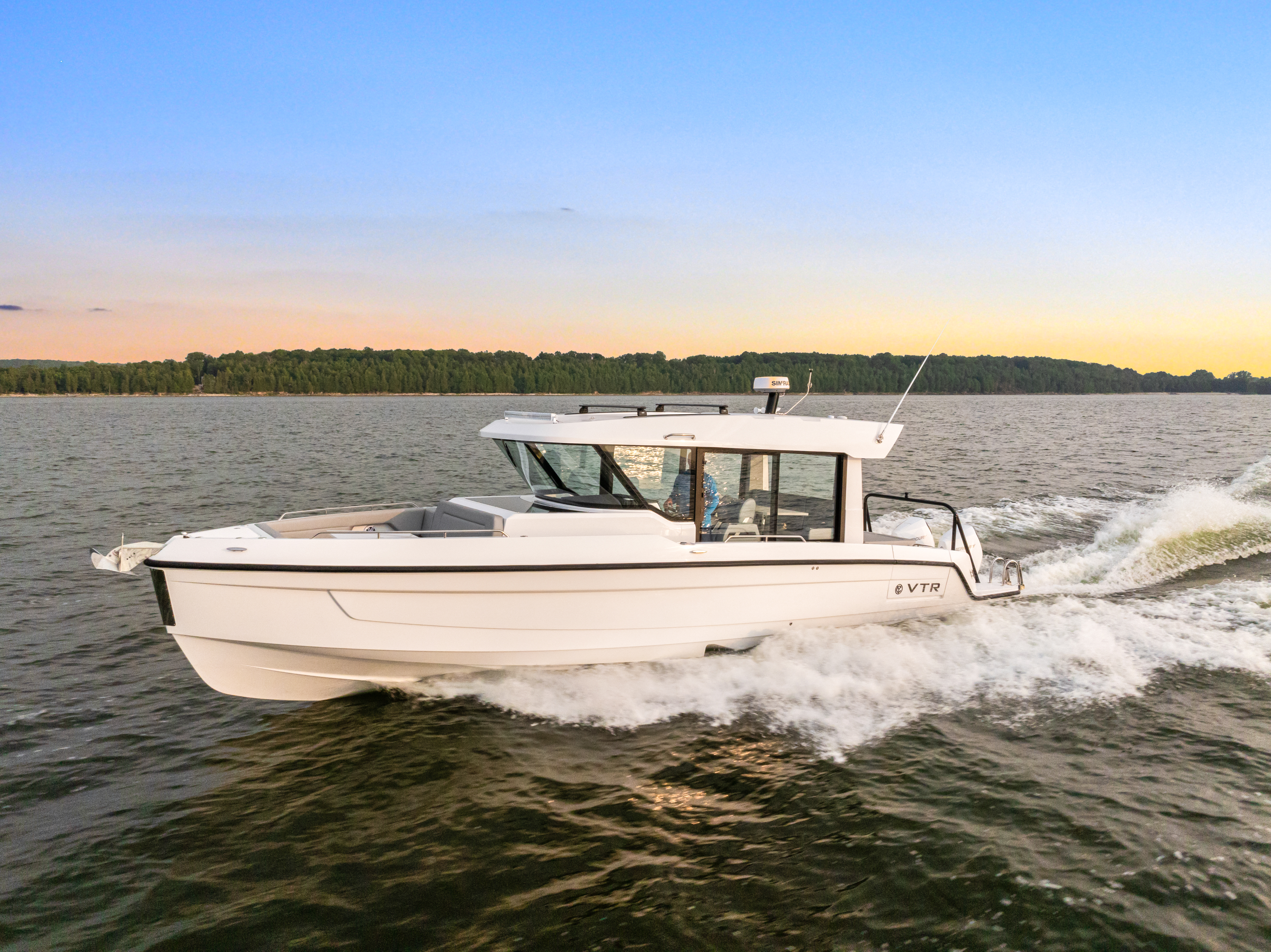 Cruisers Yachts 38 VTR EC0