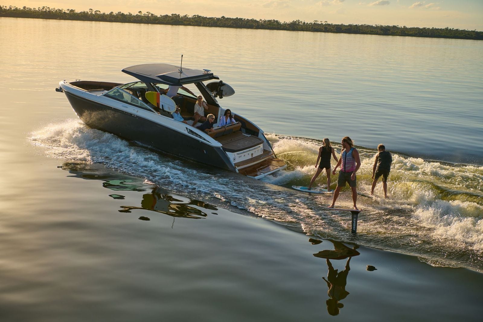 Top Sport Boat Dealer on Long Island: Finding the Right Boat for Performance, Family Fun, and Adventure