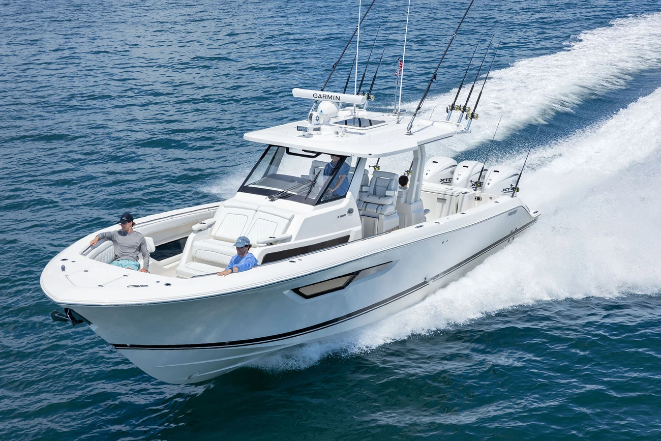 Pursuit S 3880