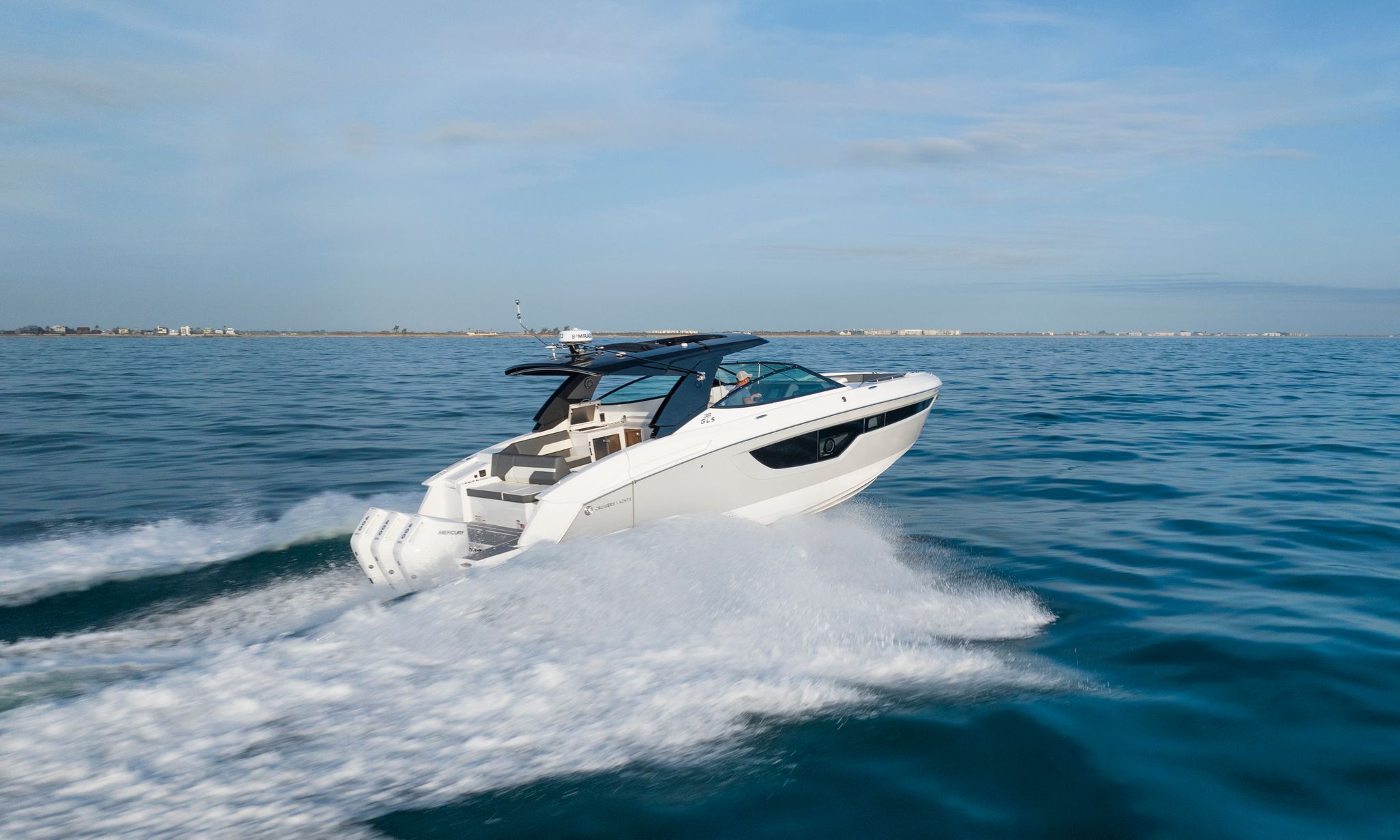 Cruisers Yachts 38 GLS OB0
