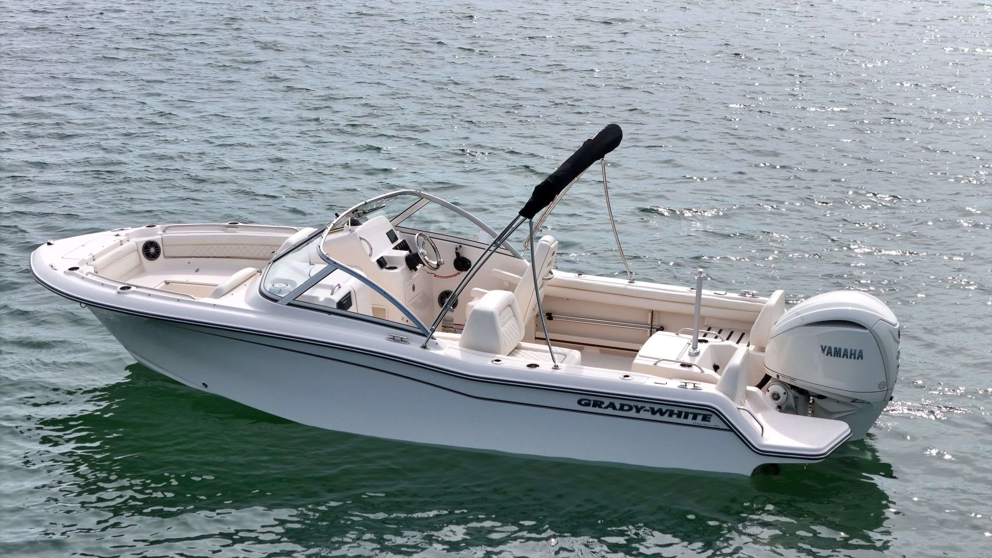 2025 Grady White Freedom 215 fishing boat