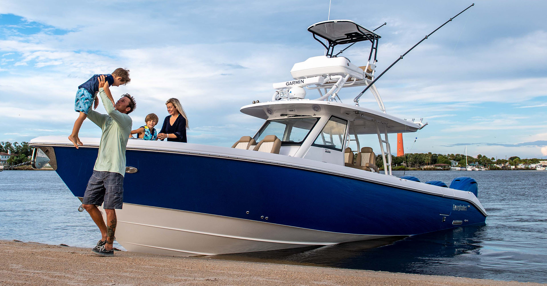 The Ultimate Guide to Boating in Miami: Sandbars, Offshore Adventures & Luxury Cruising with Sundance Marine