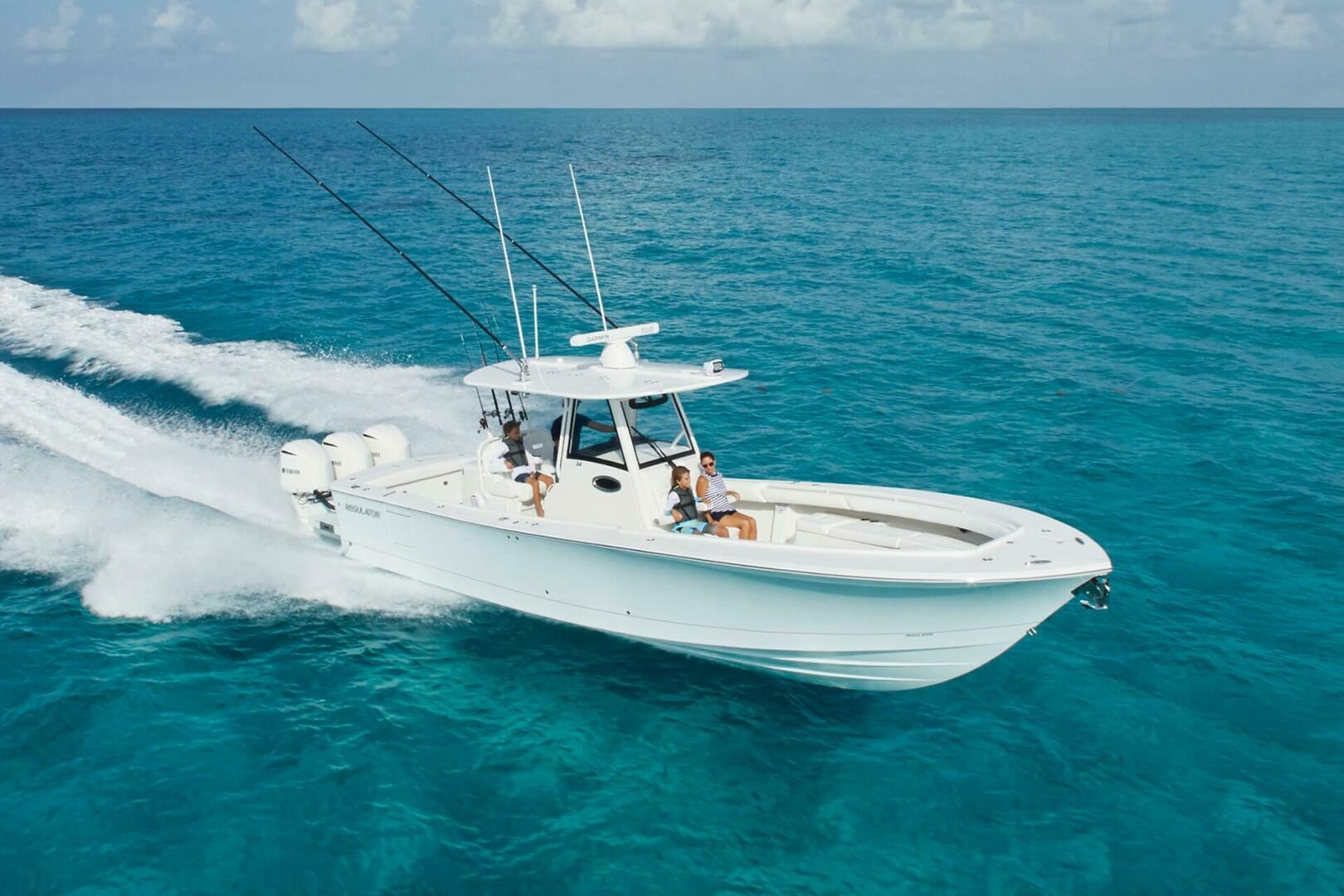 5 Boating Experiences You Can’t Miss with Thunder Marine
