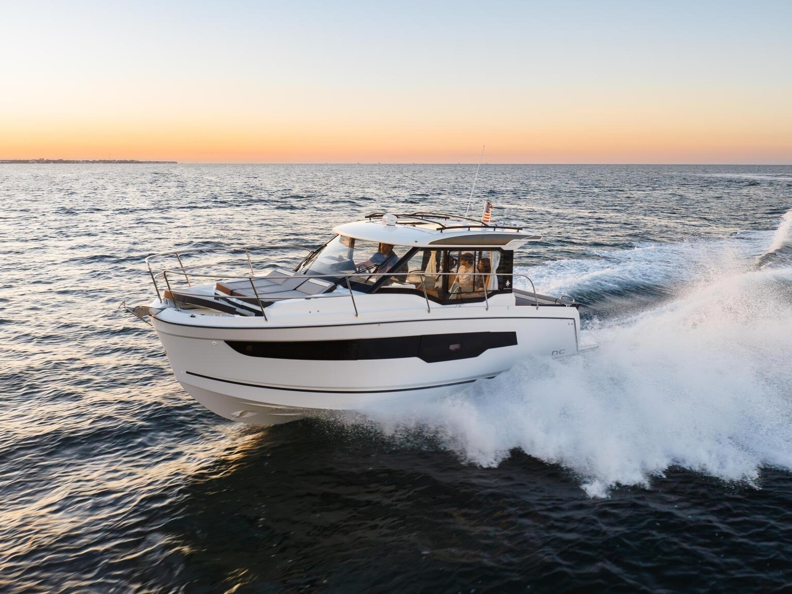 Used Jeanneau Boats: Which Boat Is Right for You?