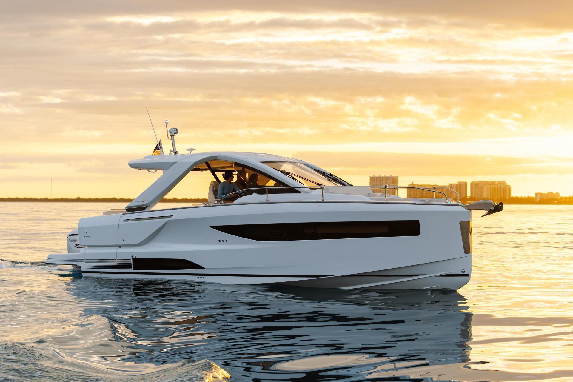 What Are The Best Cruiser Boats for Overnight Stays? 