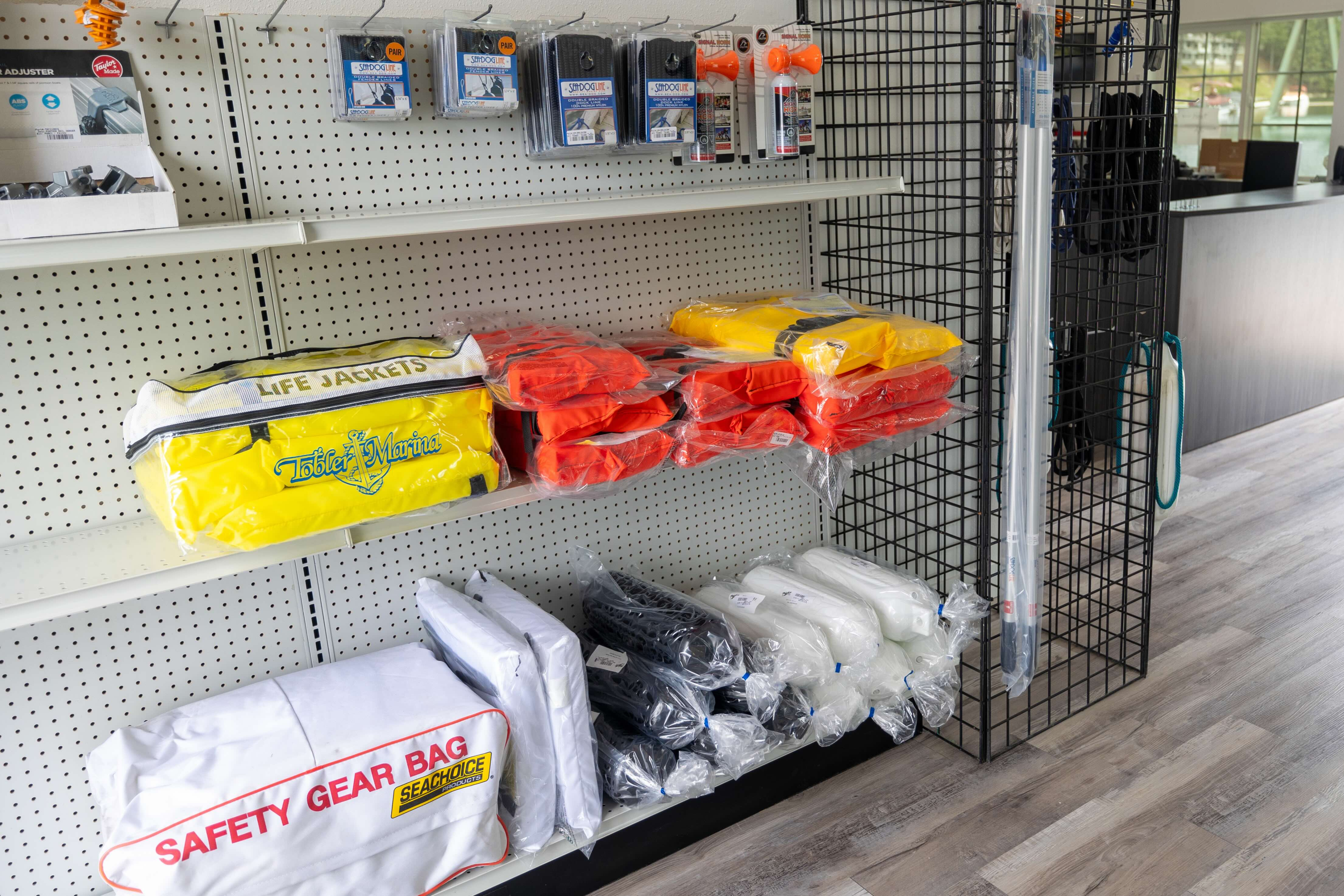 Marina Features & Amenities