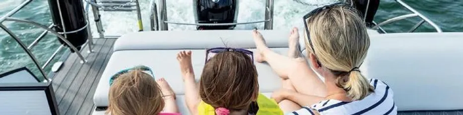 Entertaining on Your Pontoon Boat