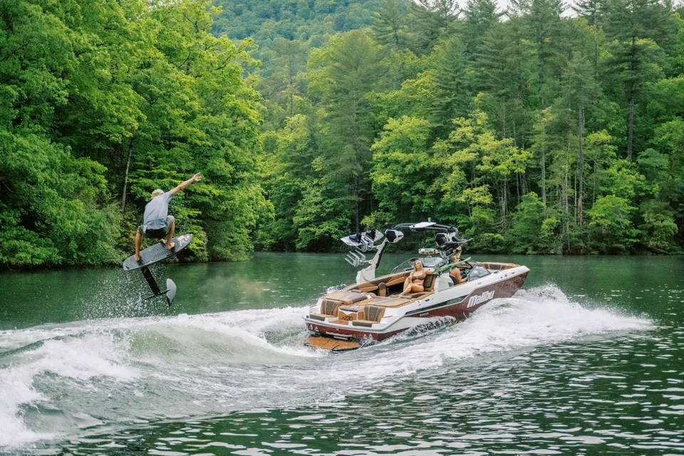 Award-Winning Ownership: Malibu & Axis Earn CSI Recognition with Captain’s Choice Marine