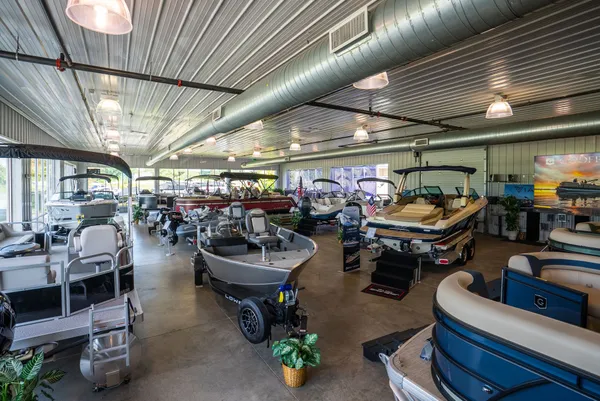 Pewaukee Boat Showroom