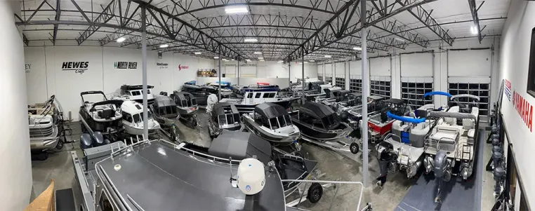 Refurbished trade-in boat with service maintenance