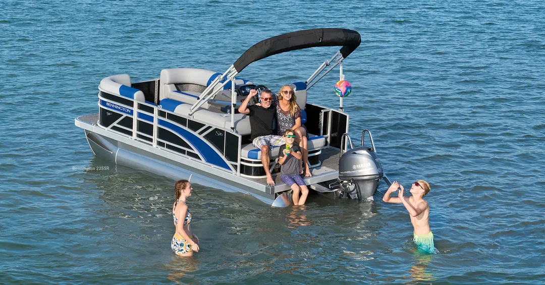 Navigating Lake Martin: Buoy Markers, Hazards, and Safety Tips for Boaters