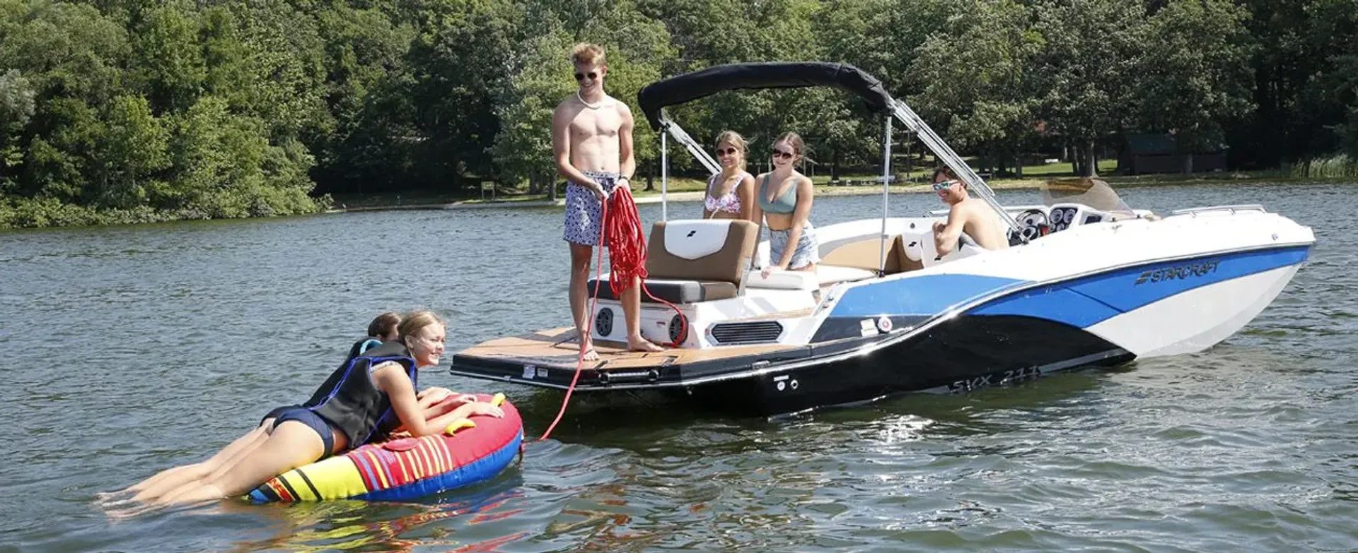 Boat rental from Laconia marina on Lake Winnipesaukee
