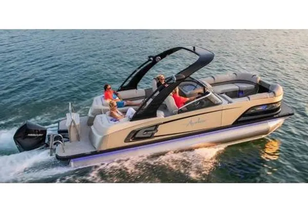 2025 Excalibur - 25 FT Quad Lounge Windshield