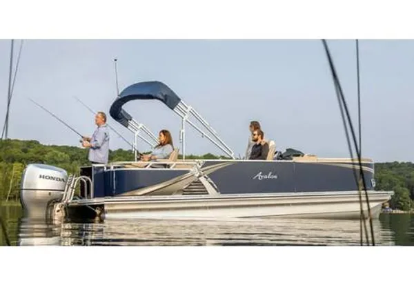 2026 Avalon LSZ Rear Fish - 25 FT