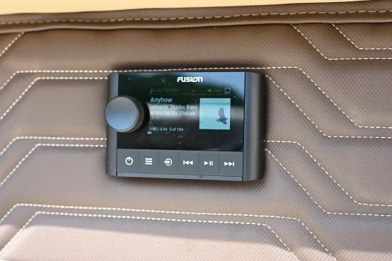 Montara Evo helm dashboard view