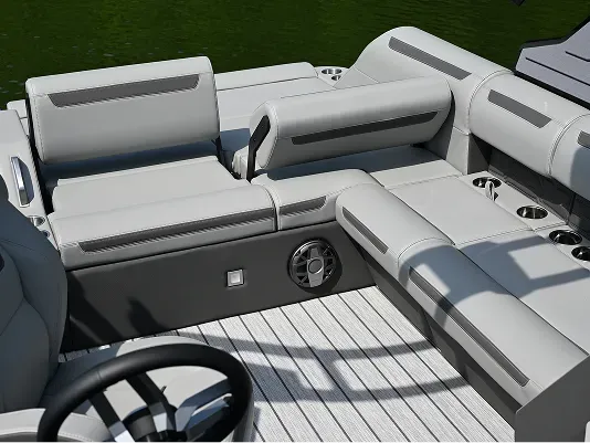 Split Back Stern Lounge Seating