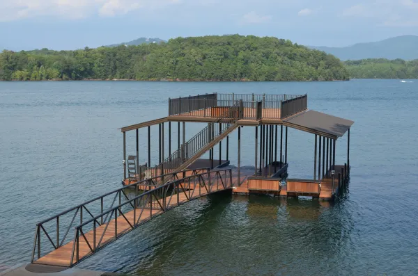 Wahoo Docks aluminum dock installation example 1