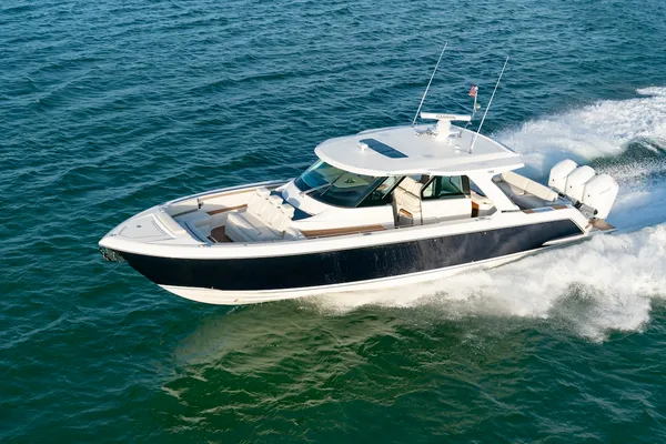Tiara 48LS