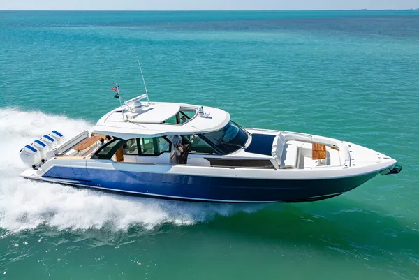 Tiara Yachts 56LS