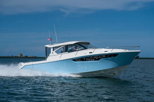 Pursuit OS445