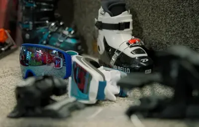 Ski / Snowboard Shop
