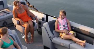Choosing the Best Life Jackets for Your Boat