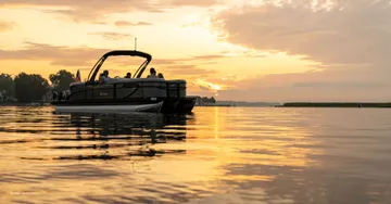 Stay Safe on the Water with These Top 4 Boating Weather Apps