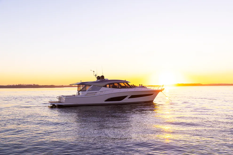 WORLD PREMIERE: Riviera announces the new 645 SUV Series II