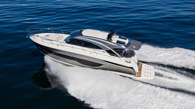 Sport Yacht