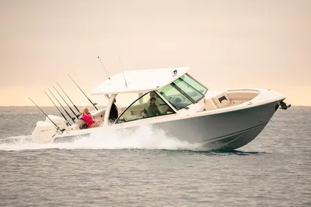 Three New 2026 Sailfish Boats Listed by Petzold’s Yacht Sales in Warwick, RI