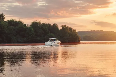 Fall Boating Activities in Connecticut