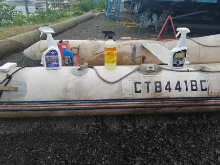 Our Favorite Inflatable Boat Cleaners!