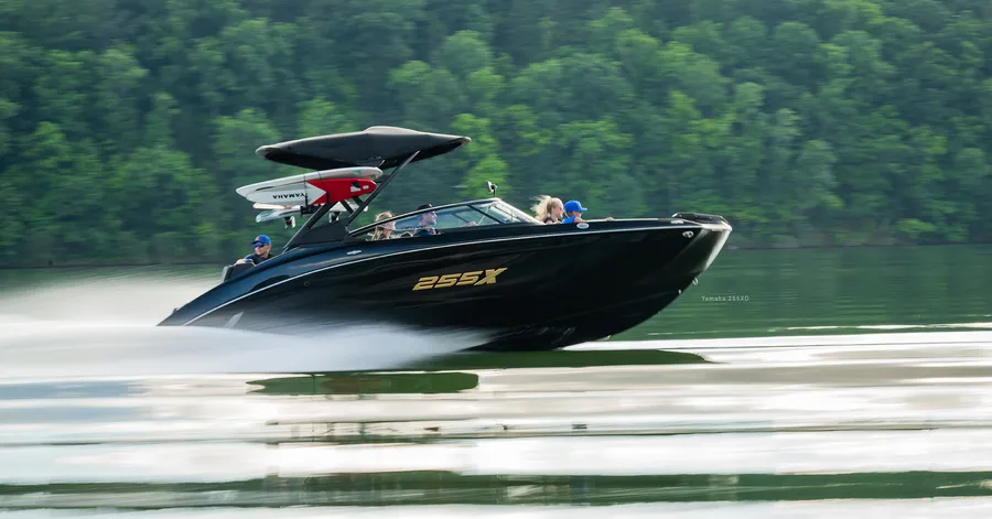 The Basic Rules of Boating Etiquette
